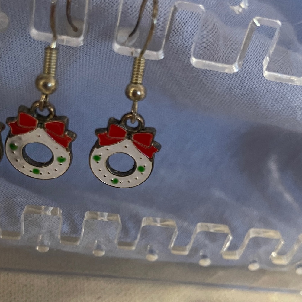 Festive Wreath Earrings with Red and Green Accents